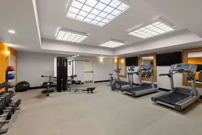 La Quinta Inn and Suites by Wyndham at WaTiki Waterpark - Salle de remise en forme