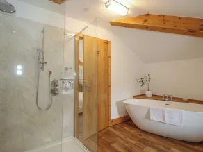 Ascot - Bathroom