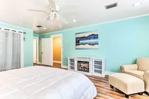 Charming Home: 2 Mi to Dtwn Defuniak Springs! - Værelse