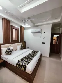 Hotel Royal Vrindavan - Chambre