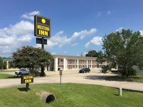 Western Inn - Façade de l’hébergement