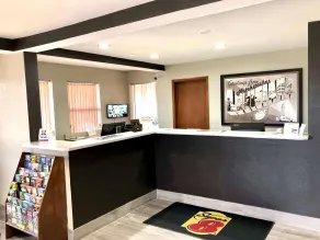 Super 8 by Wyndham Natchitoches - Hall