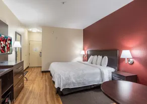 Red Roof Inn PLUS+ San Antonio Downtown - Riverwalk - Rom