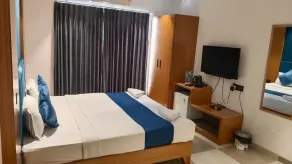 Hotel Prince Garden Daman - Room