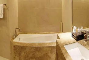 Chengdu Sovereign Hotel - Bathroom