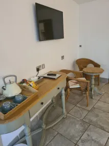 Watership Down Inn - Room