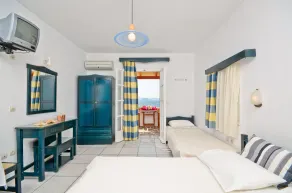Ydreos Studios & Apartments - Habitación