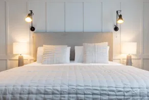 The Kingswood - Room