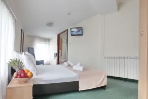Happy Star Club - Room