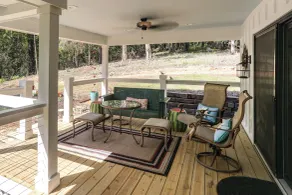 New Listing Luxury Farmhouse w/ Pond Views - Interiör