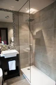 The Torrance Hotel - Bathroom