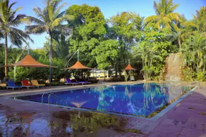 Monteria Village - Pool