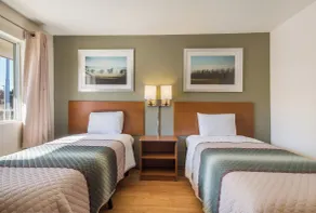 HomeTowne Studios by Red Roof Spartanburg - Asheville Highway - Room
