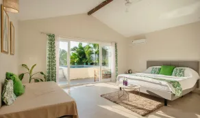Green Leaf Resort - Room