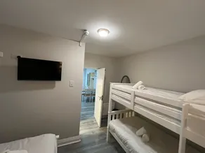 Shamrock Inn - Room
