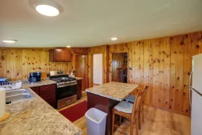 600' of Green Bay Frontage & Dock: Cozy Cottage - Interiør