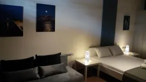 Our House Luxury Studio - Chambre