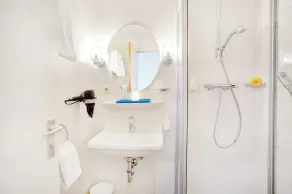 Ambassador TheContinents - Salle de bain