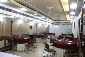 Hotel Amar Inn by Quadis - Lajpat Nagar - Restaurant