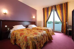 Logis Hôtel & Restaurant Au Lion d'Or - Værelse