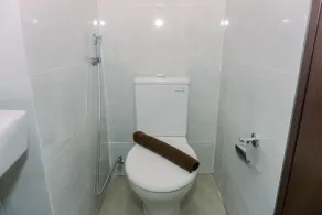Good Deal And Homey Studio Pacific Garden Apartment - Salle de bain