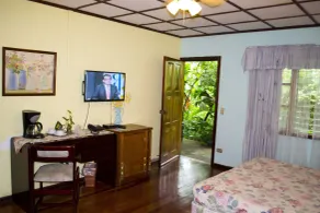 Lands in Love Hotel and Resort - Chambre
