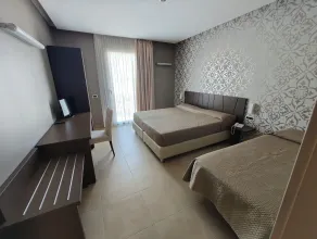 Sunrise Hotel - Room