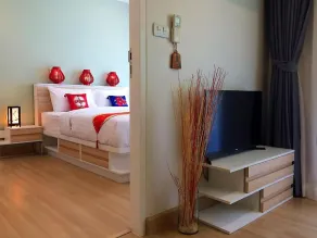 Happy Place Condo - Rom