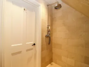 Hammonds Farmhouse - Bathroom