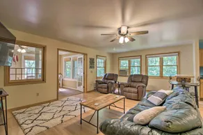 Waterfront Leech Lake Cabin: Dock, Fire Pit, Deck - Innvendig