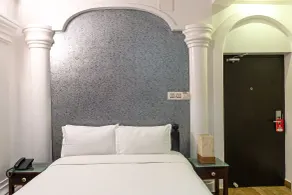 Le Chateau - Room