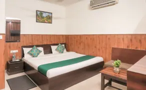 Hotel O Shri Sai Guest House - Quarto