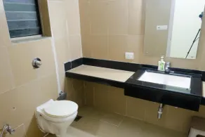 Shantai Lavasa - Casa de banho