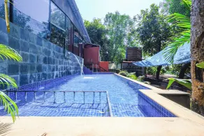 Hillora Coastal Resort - Pool