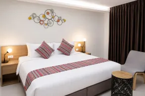Christella Hotel Laemchabang - Zimmer
