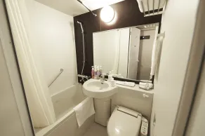 Sotetsu Fresa Inn Ochanomizu Jimbocho - Bathroom
