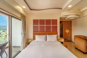 Sterling Panchgani - Room