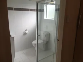 A & A Motel - Bathroom
