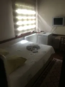 Guney Konak - Room