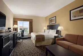 Days Inn & Suites by Wyndham Winnipeg Airport Manitoba - Chambre