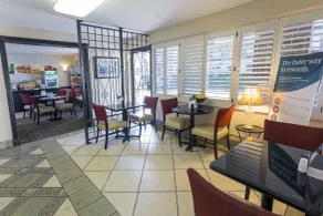 Quality Inn Savannah Historic District - Lobby