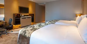 Shenzhen Futian Wyndham Grand - Room