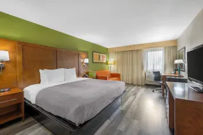 Quality Inn & Suites Goshen - Rum