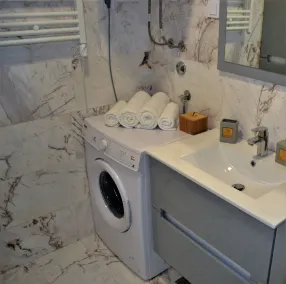 Yeshill Deluxe Apartment - Bathroom