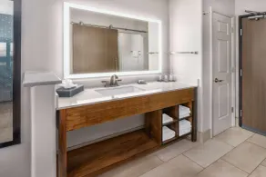 La Quinta by Wyndham Santa Rosa - Salle de bain