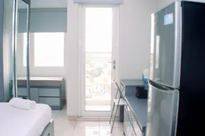 Good Deal And Comfy Studio Apartment Springlake Summarecon Bekasi - Værelse