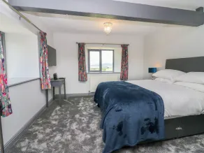 Fell View House - Room