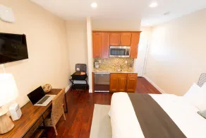 The East Island Reserve Hotel - Chambre