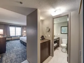 DoubleTree by Hilton Hotel Bloomington - Chambre