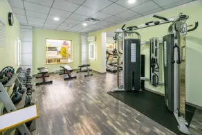 Quality Inn Sunshine Suites - Salle de remise en forme